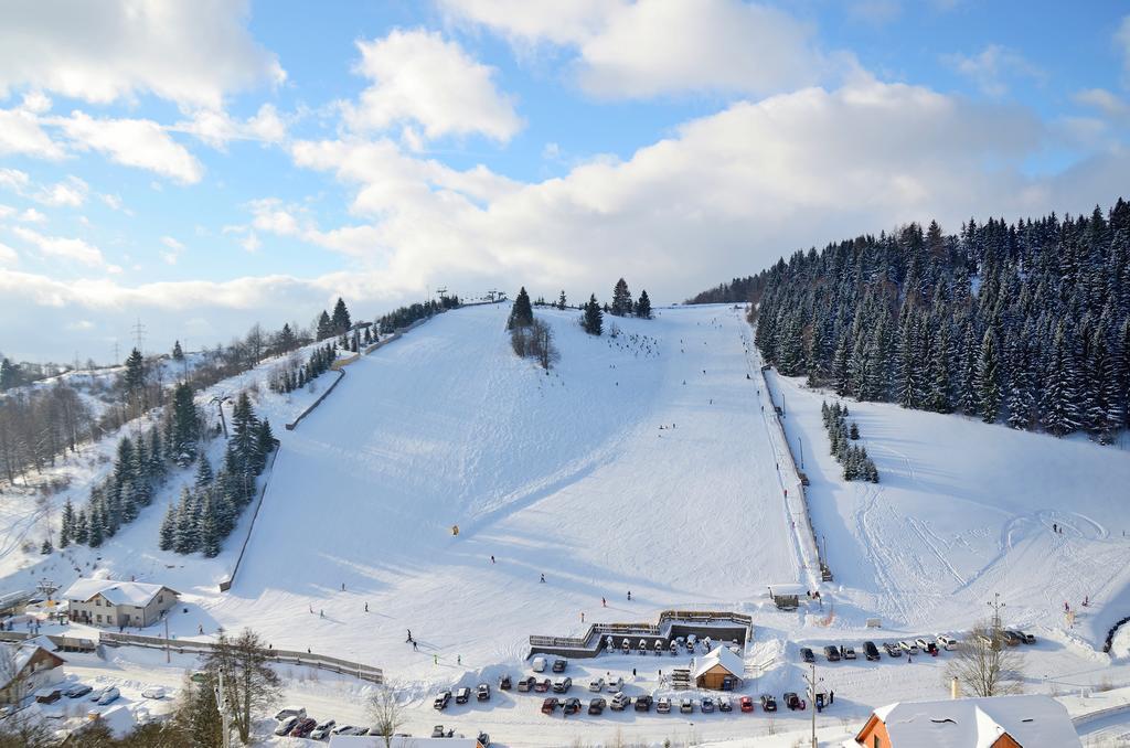 Penzion Na Vrsku Hotel Branna Bagian luar foto