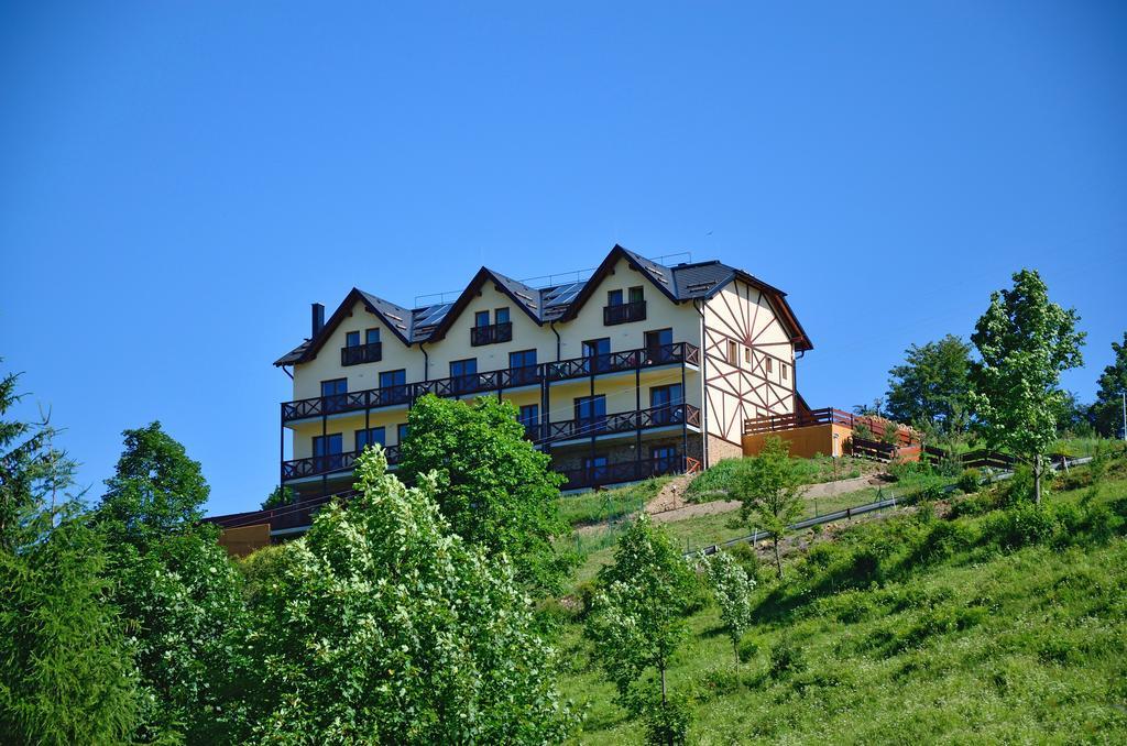 Penzion Na Vrsku Hotel Branna Bagian luar foto